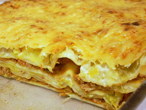 Lasagnes au bœuf, poireaux et échalotes