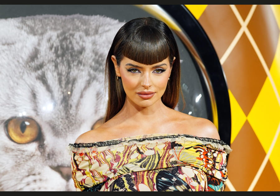 Flop&nbsp;: la frange asym&eacute;trique de Maura Higgins