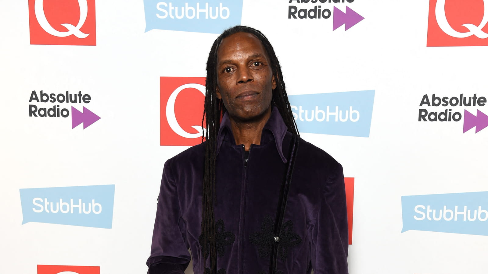 Le chanteur Ranking Roger