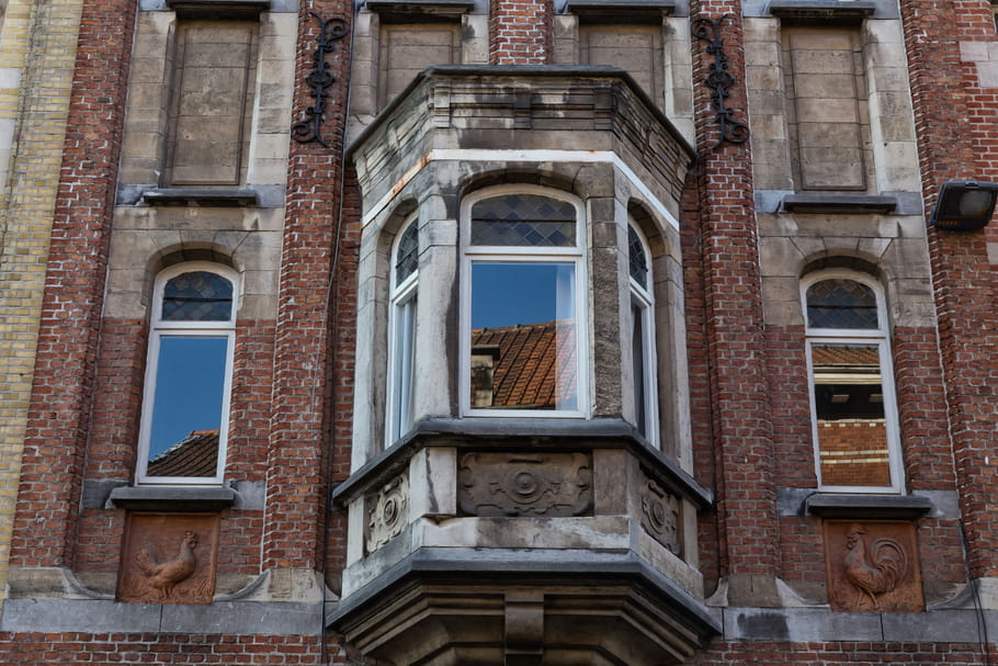 Bow-window : comment habiller ce type de fenêtre ?