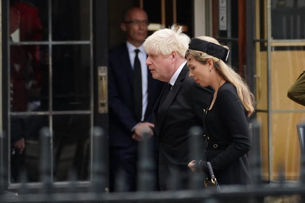 Boris Johnson et Carrie - PHOTOS des invit&eacute;s aux obs&egrave;ques de la reine
