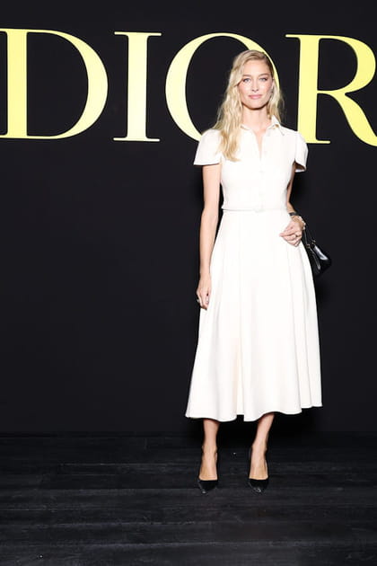 Beatrice Borromeo en robe blanche au défilé Dior printemps-été 2024