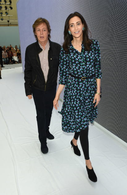 Paul McCartney, bien accompagn&eacute; au d&eacute;fil&eacute; Hunter