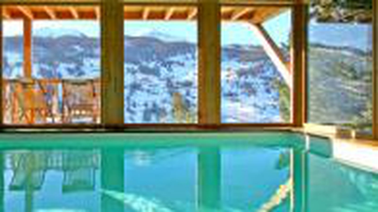 Piscine intérieure