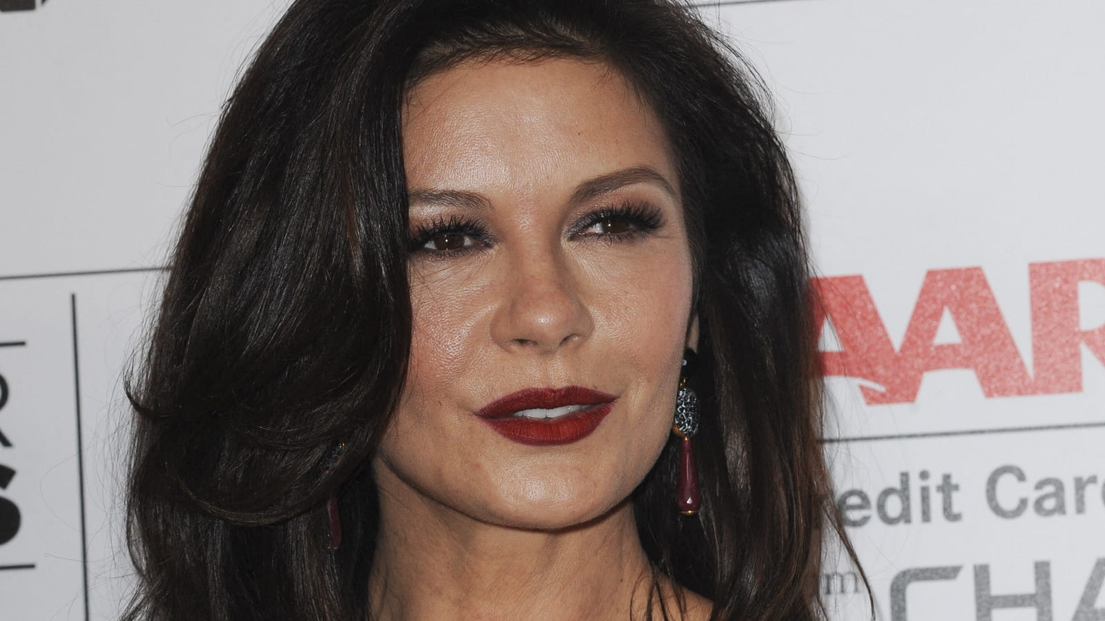 La bouche rouge