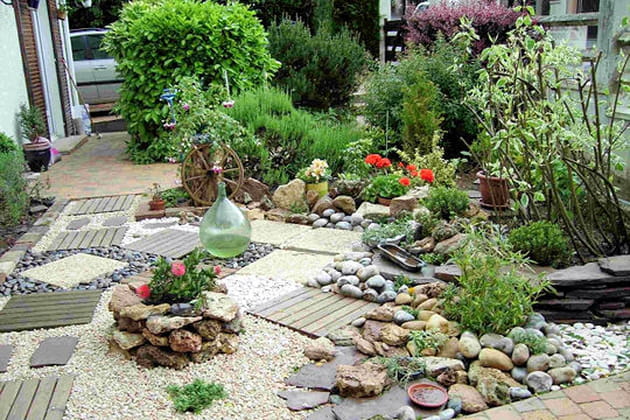 Le v&eacute;g&eacute;tal et le min&eacute;ral