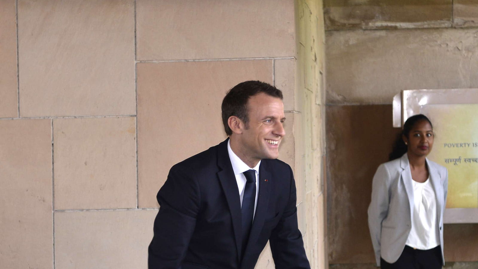 Emmanuel Macron au mémorial du Mahatma Gandhi 