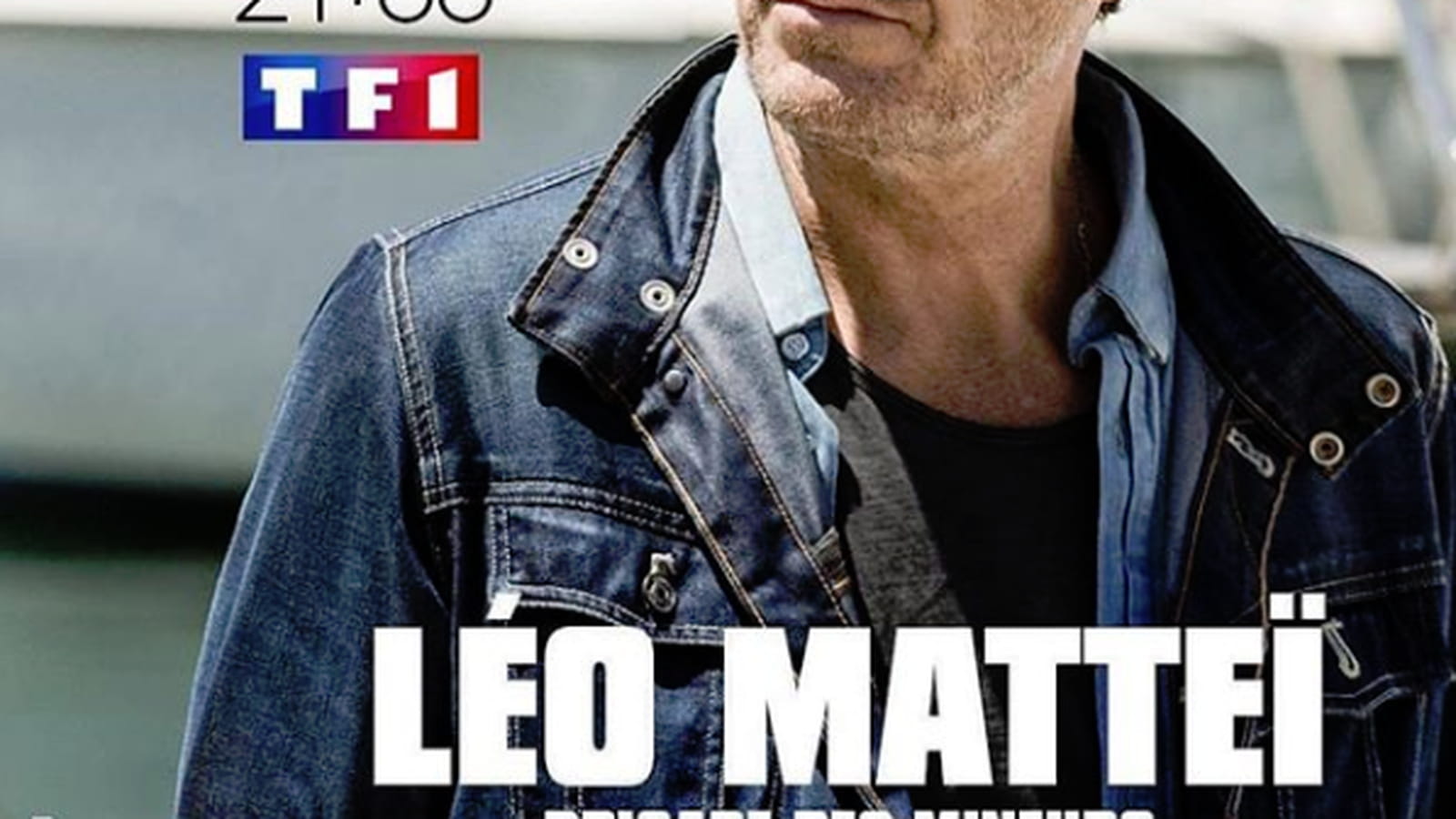 Il a fait ses premiers pas de comédien dans Léo Mattéi