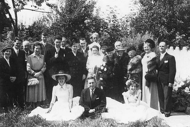 Autour d'eux la famille