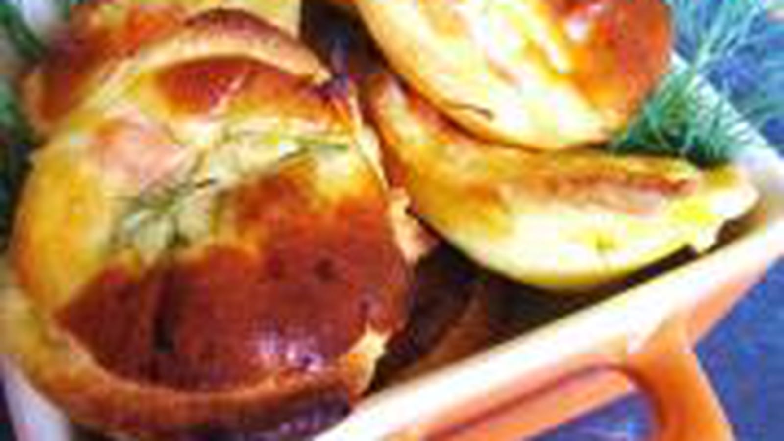 Mini cheese-quiches