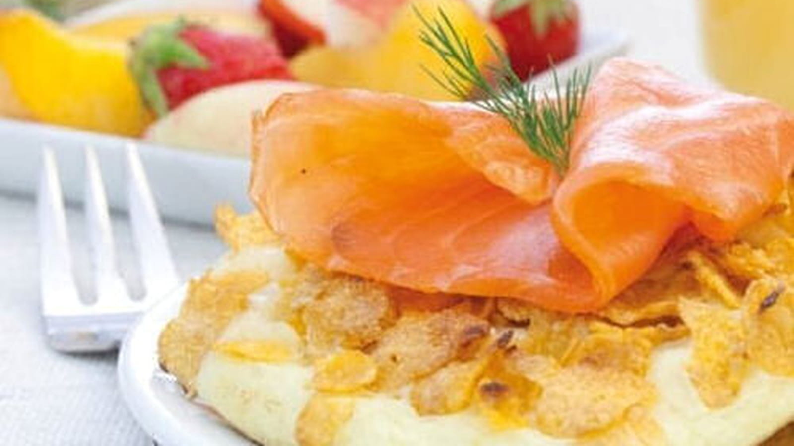 Blinis de corn flakes et saumon fumé