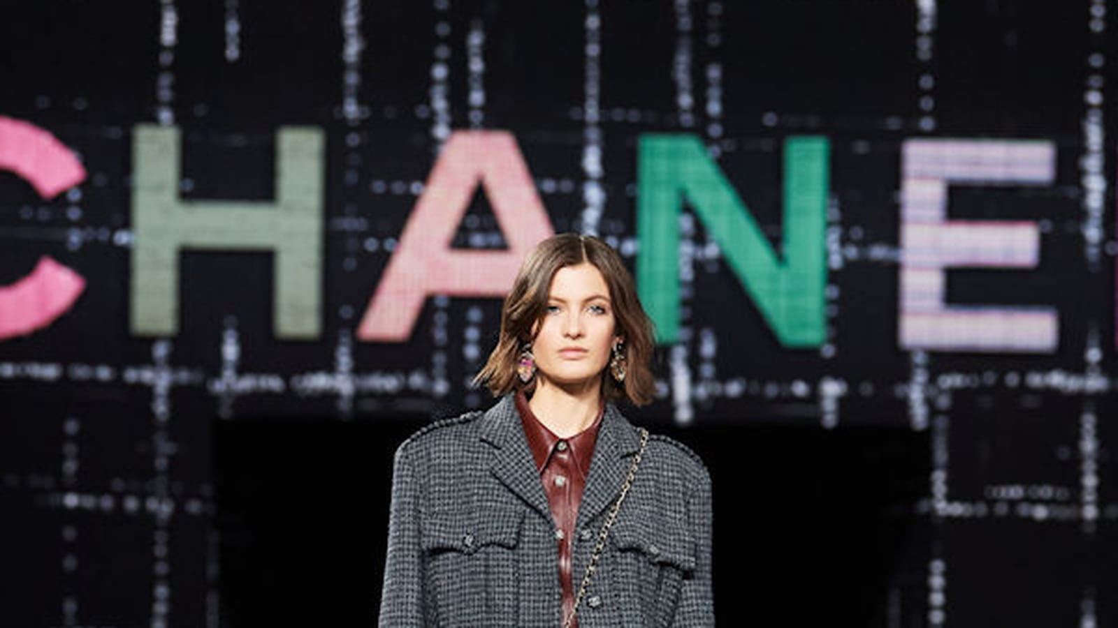 Look 50