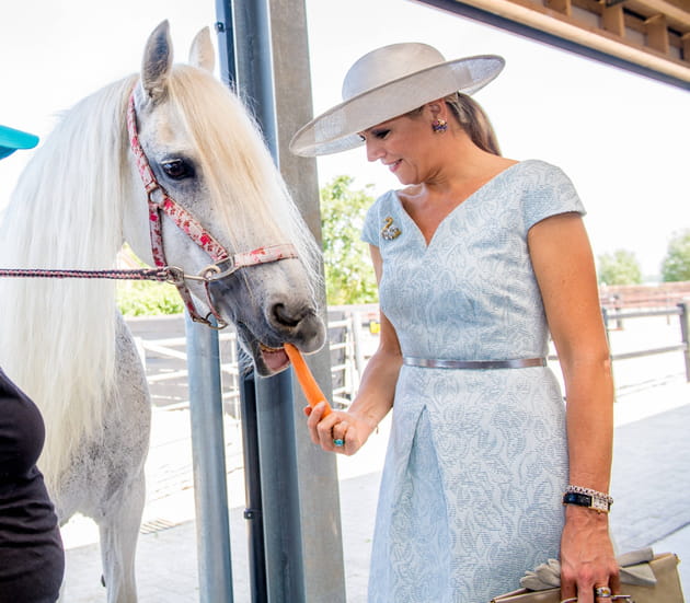 La reine Maxima des Pays-Bas inaugure une &eacute;cole d'&eacute;quitation