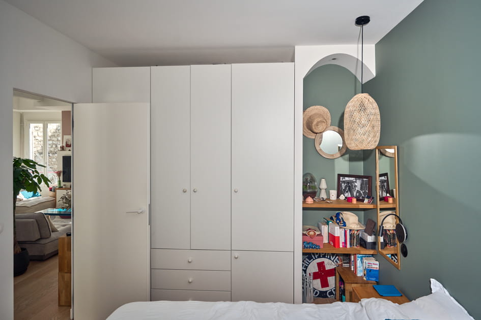 Apr&egrave;s&nbsp;: une chambre avec plein de rangements