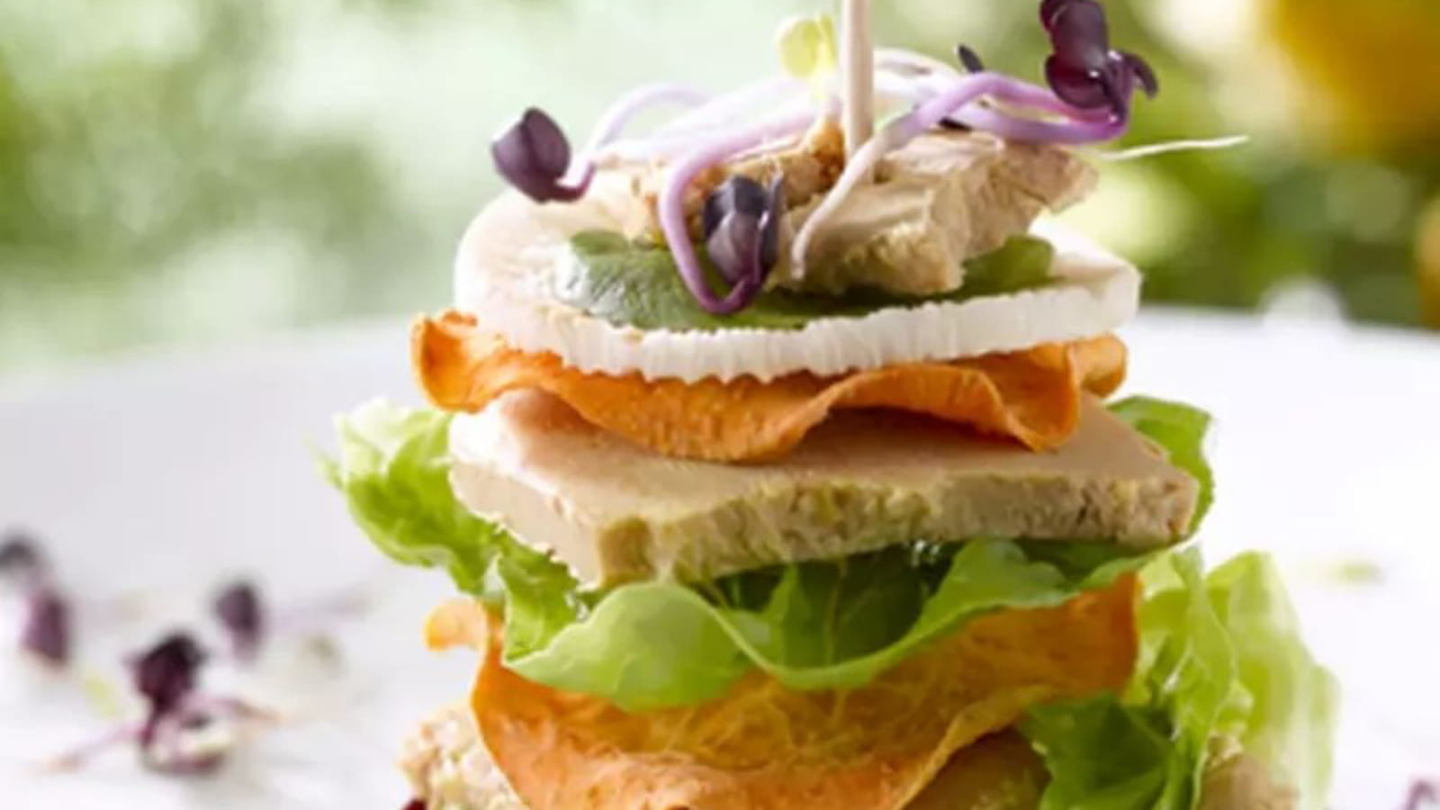 Club sandwich au foie gras et fraîcheur potagère
