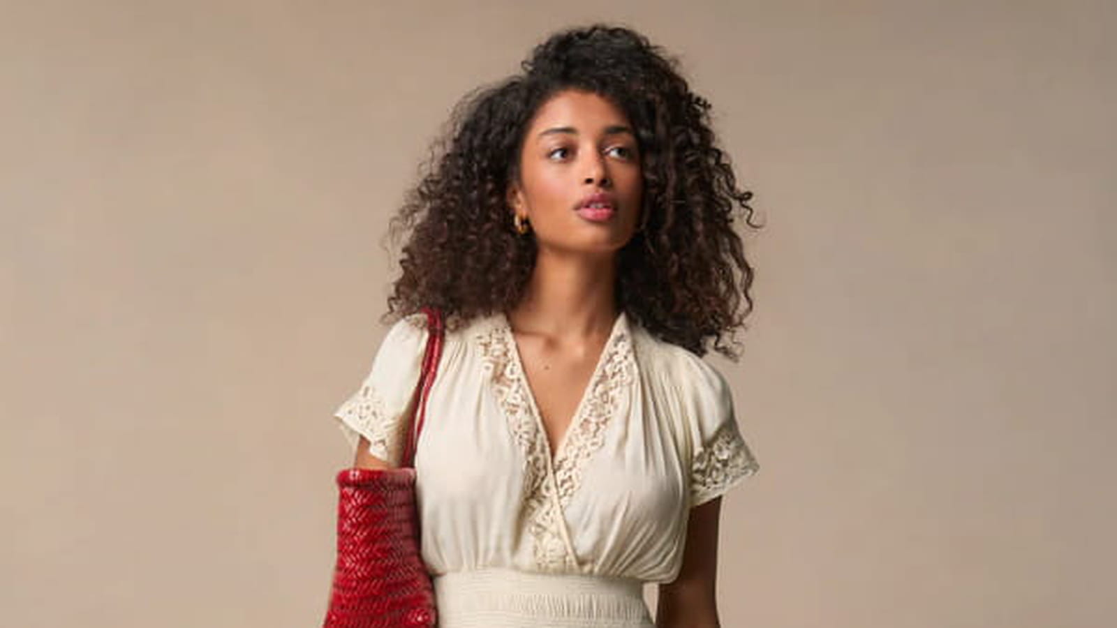 Robe Rouje