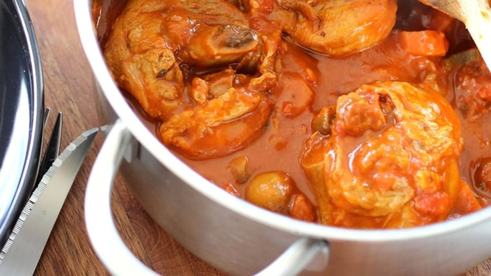 Osso bucco de dinde, céleri, carottes et champignons