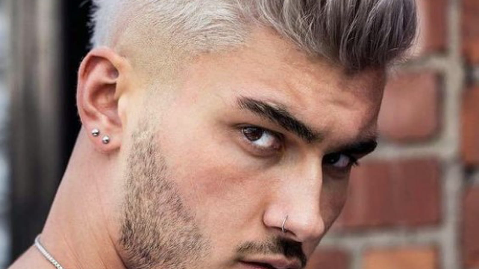 Coupe taper platine pour homme
