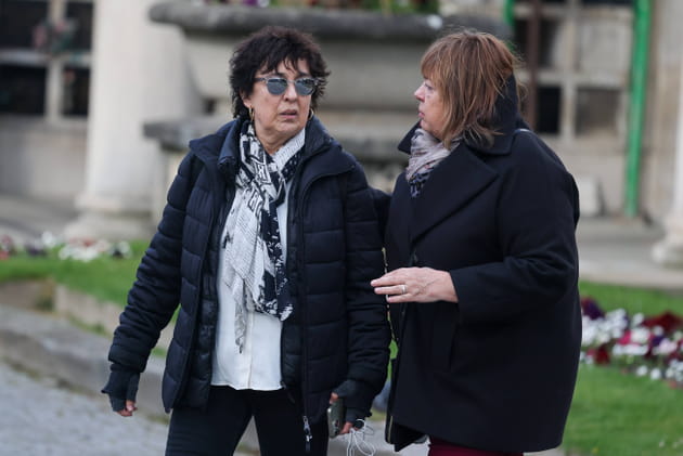 Isabelle Alonso et Mich&egrave;le Bernier aux fun&eacute;railles d'Isabelle Mergault