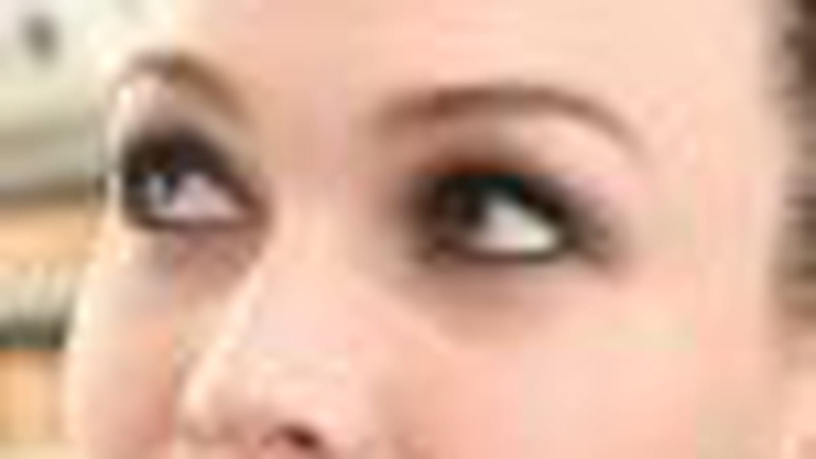 Tester l'oeil charbonneux