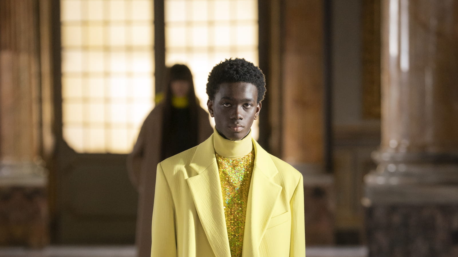 Look 19