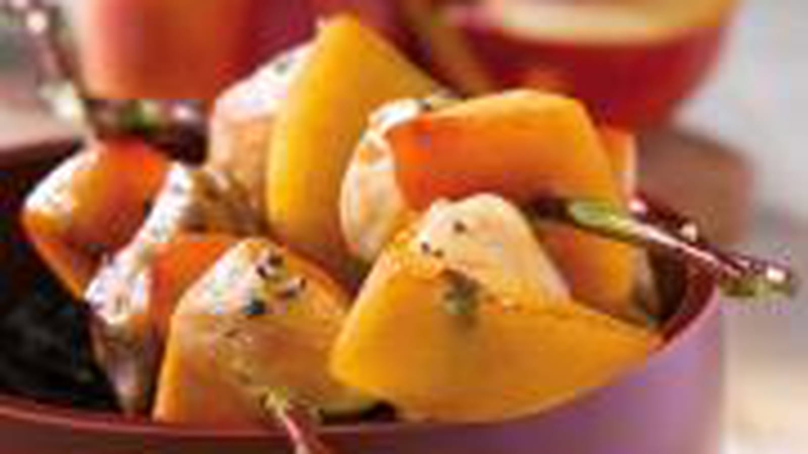 Piquets de volaille aux nectarines et vinaigre balsamique