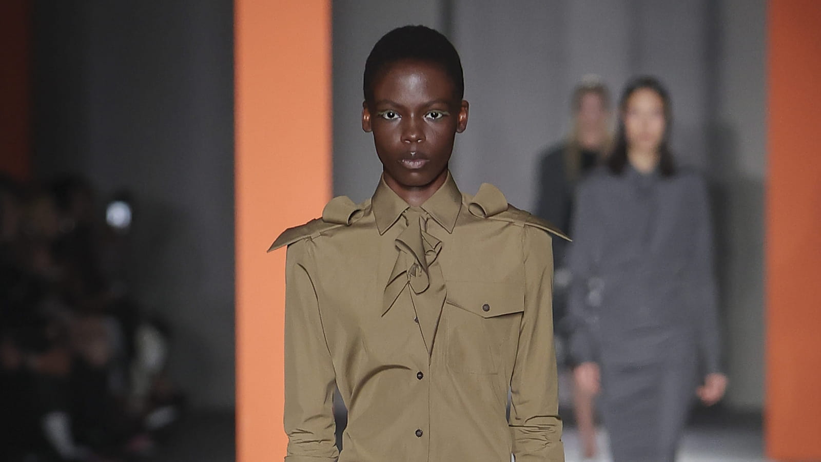 Look 9