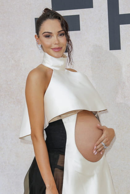 Nabilla, au gala de l'amfAR le 26&nbsp;mai