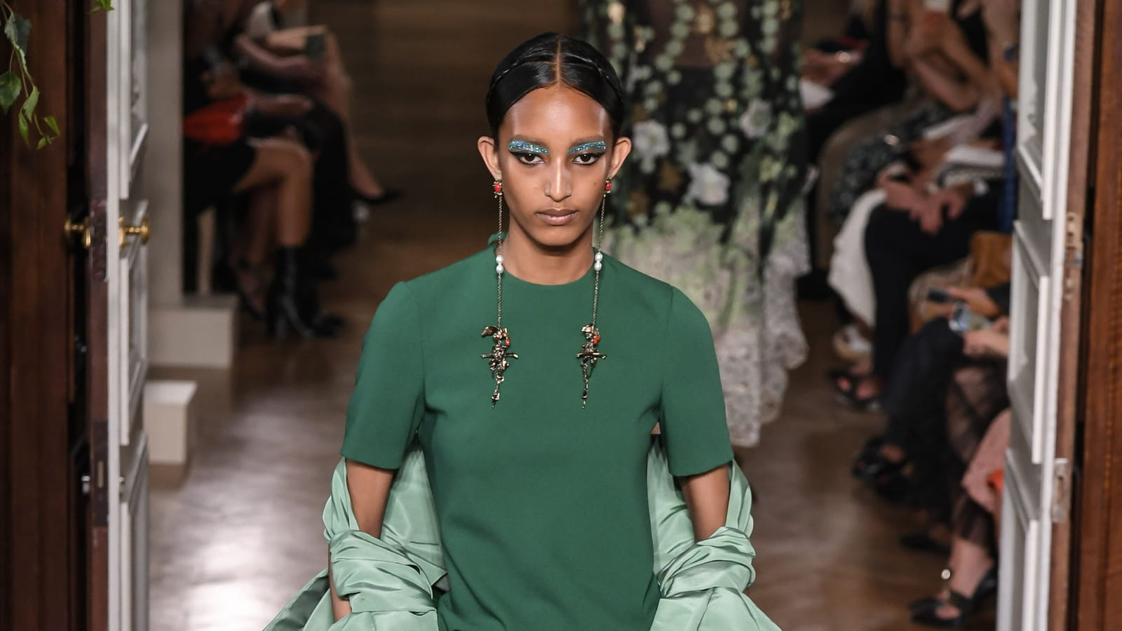 Look 8