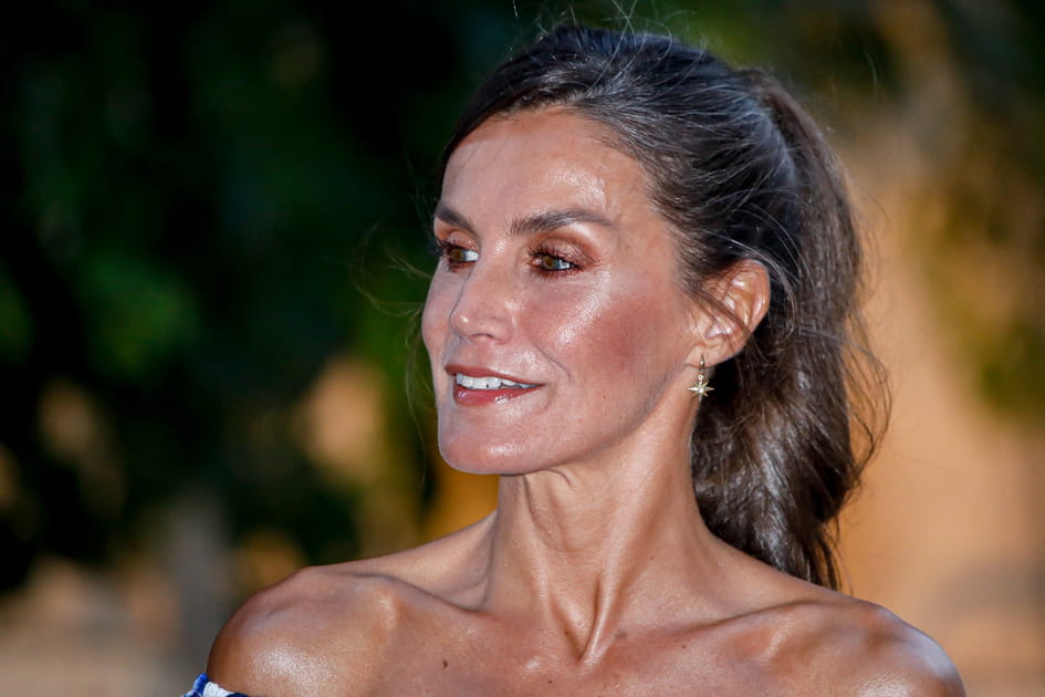 Le blush corail de Letizia d'Espagne