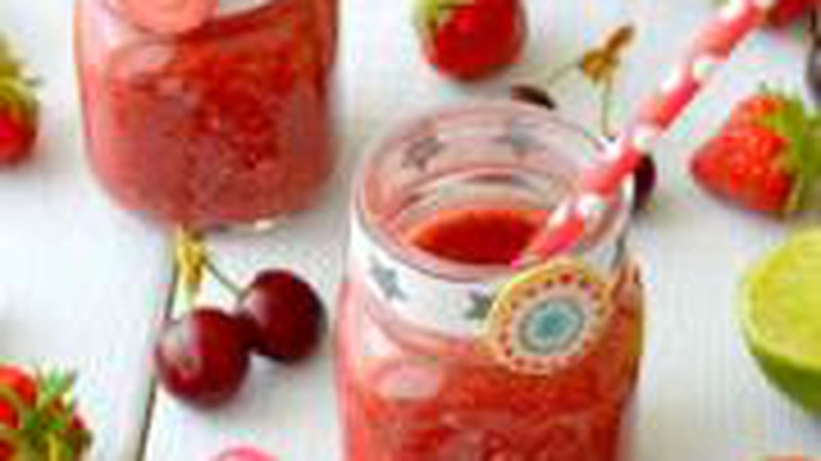 Jus fraises cerises citron vert
