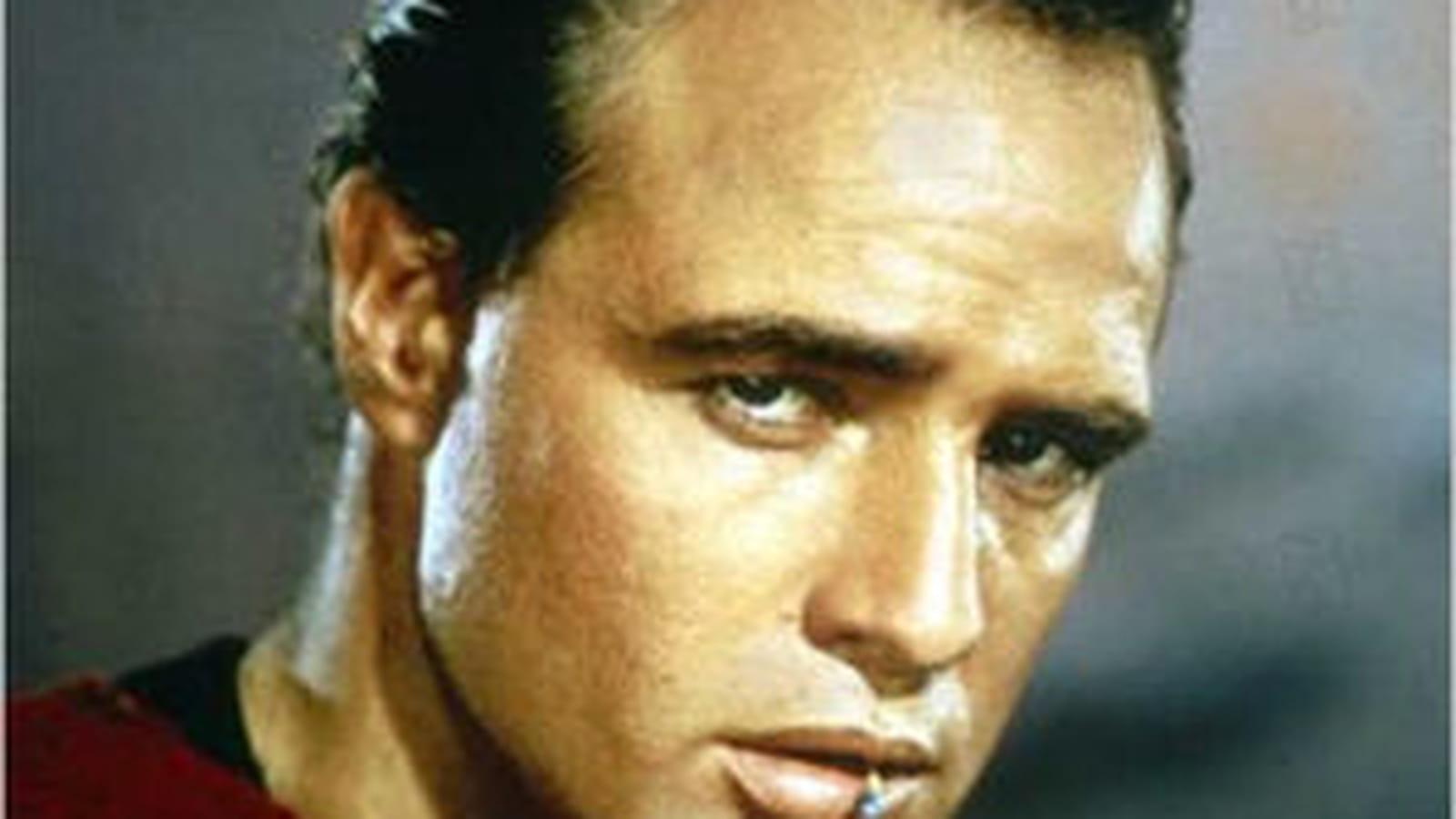 Marlon Brando, sans moustache
