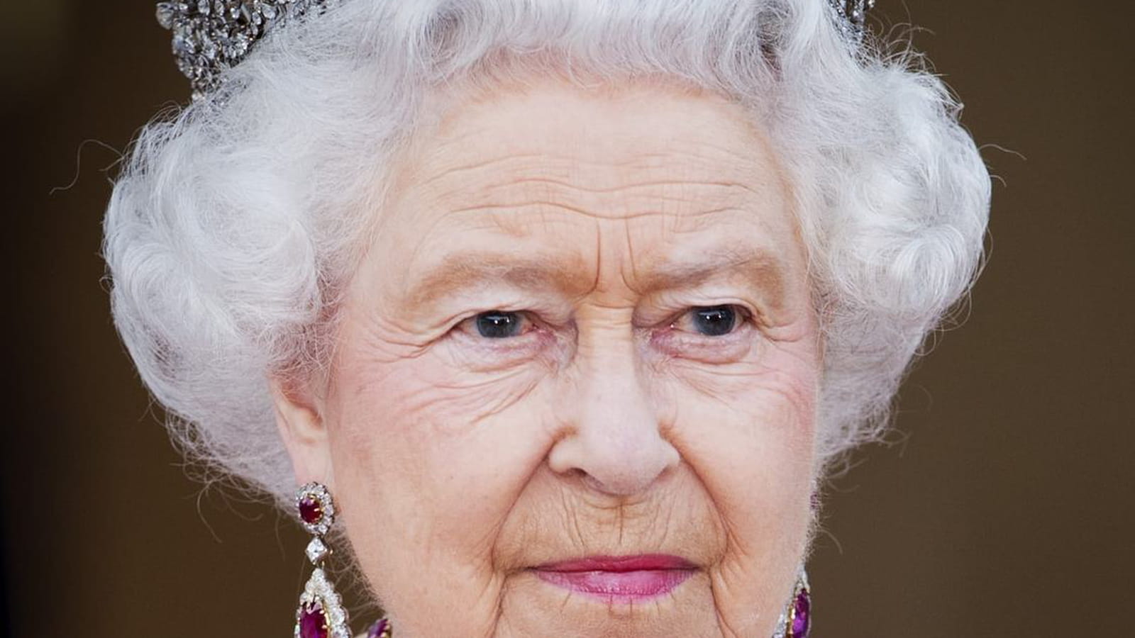  Elizabeth II