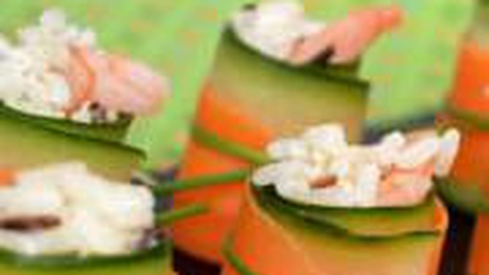 Roulades concombre et carotte au riz et crevettes