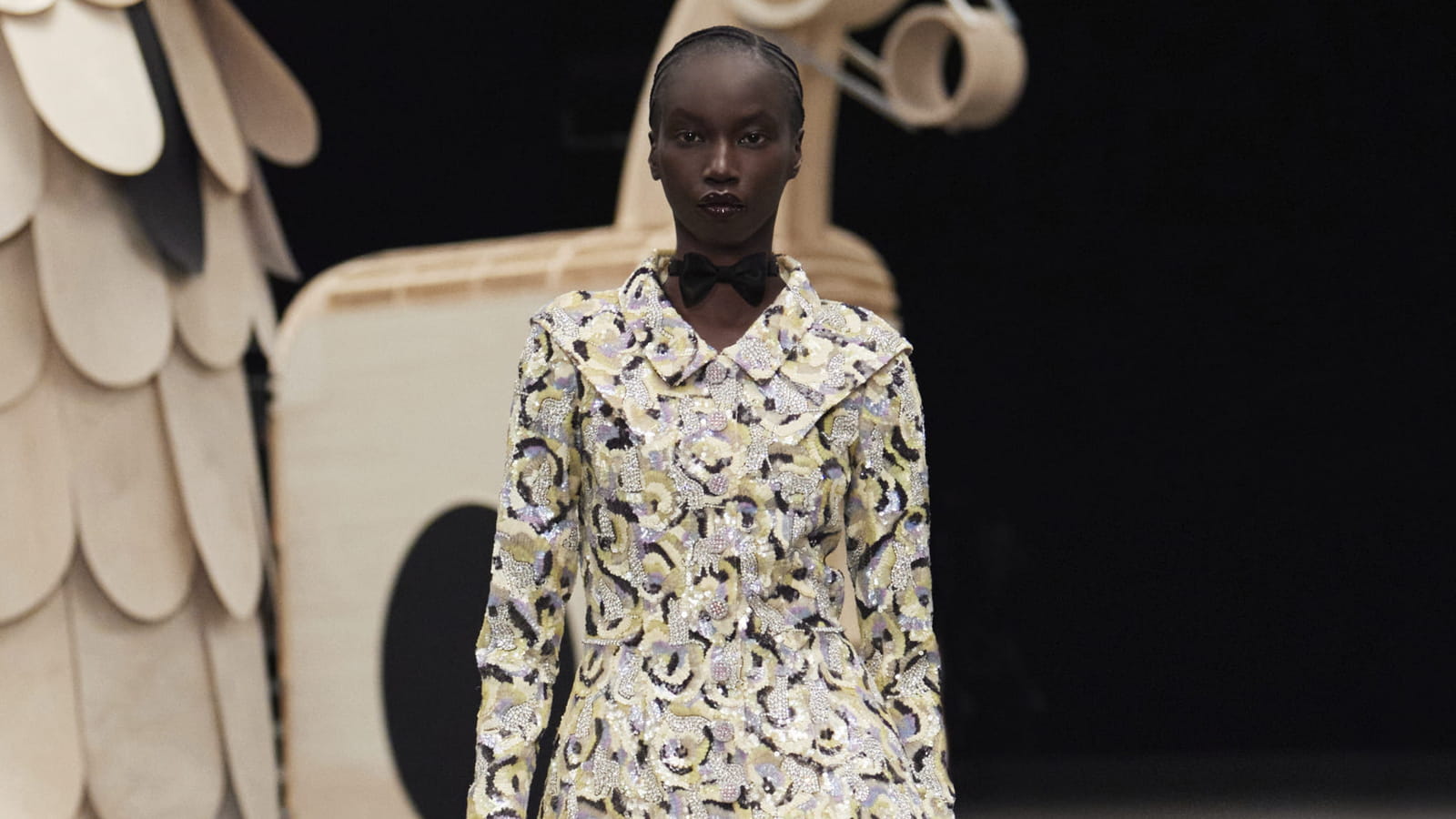 Look 37