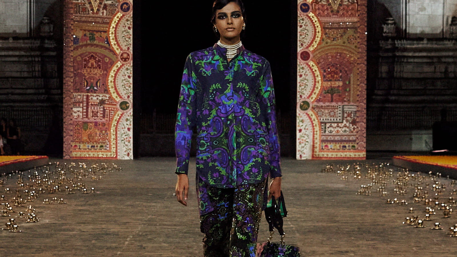 Look 48