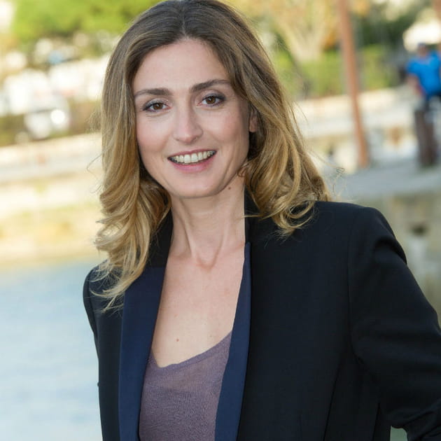 julie gayet3