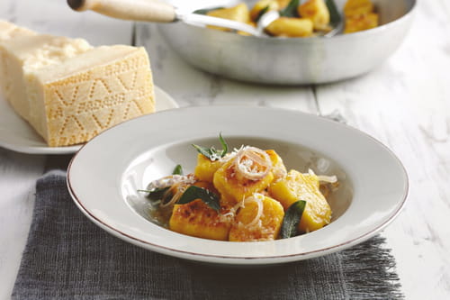 Gnocchis de potiron et Grana Padano à la sauge