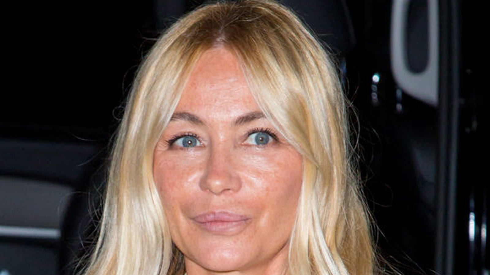 Emmanuelle Béart, cheveux longs 