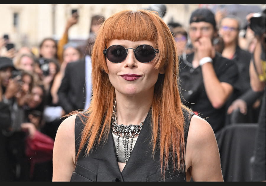 Flop&nbsp;: la coiffure graphique de Natasha Lyonne