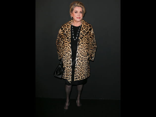 Catherine Deneuve au d&eacute;fil&eacute; Etam