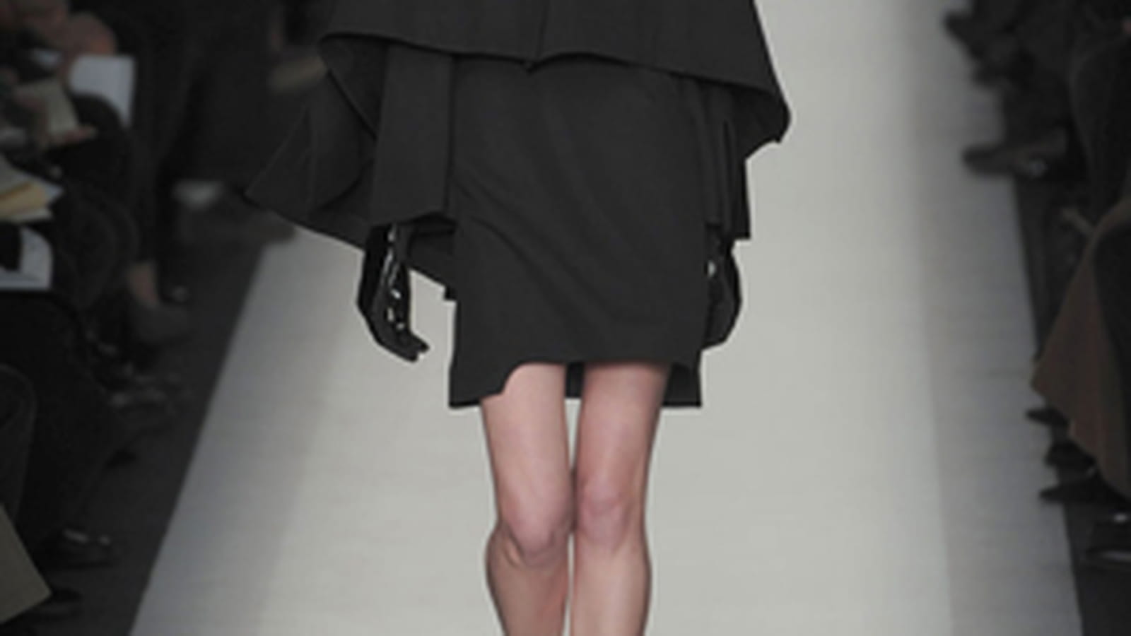 Yves Saint Laurent automne-hiver 2010-2011