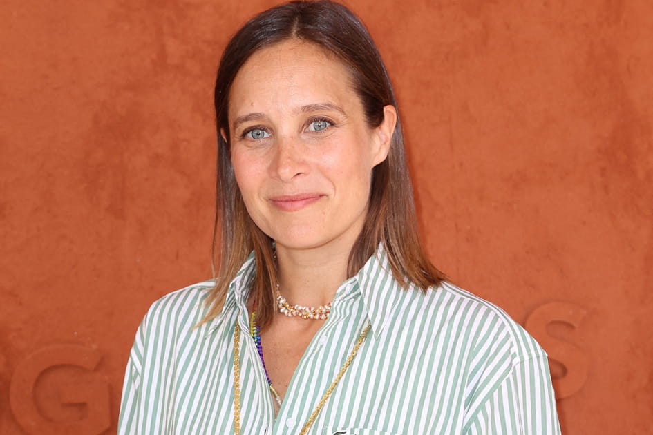 Julie de Bona, captivante avec ses yeux clairs