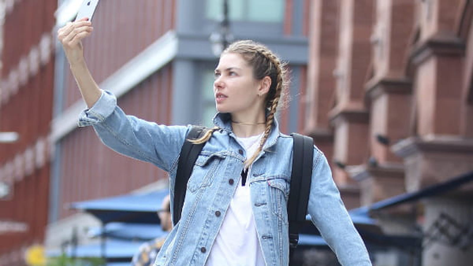 Jessica Hart le 29 juin 2017