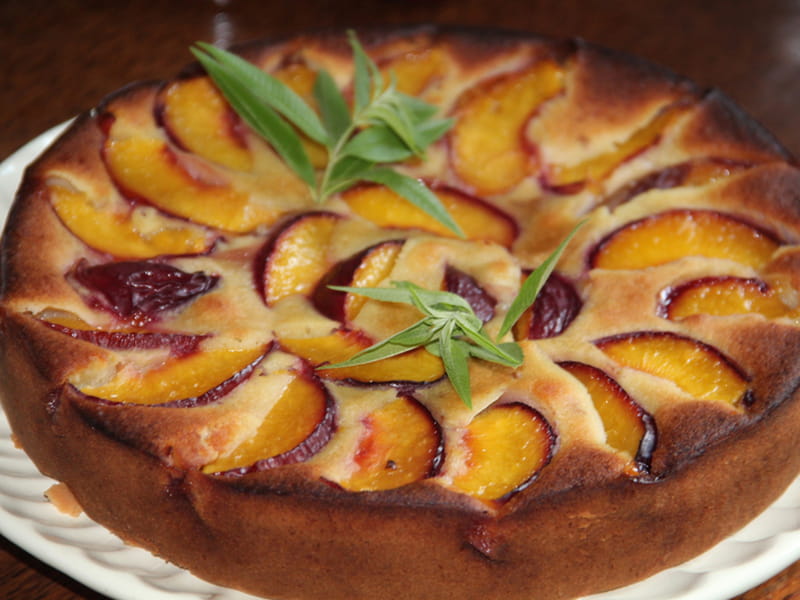 Gateau Moelleux Aux Nectarines Sirop De Verveine Citronnelle Maison