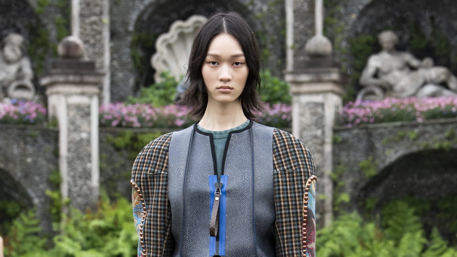 Look 37