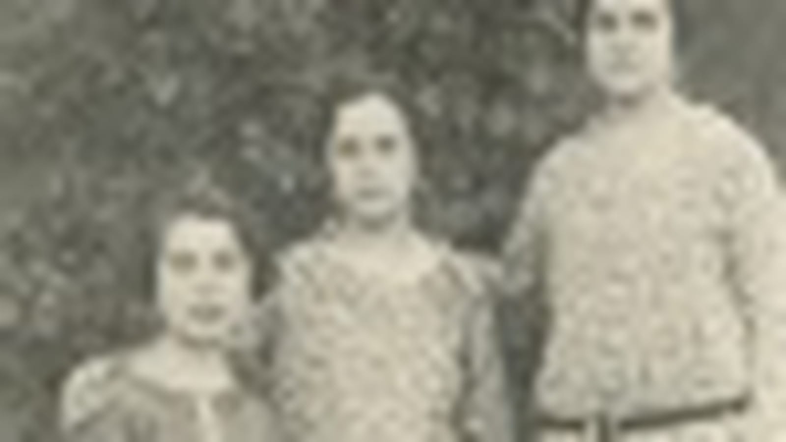 1929