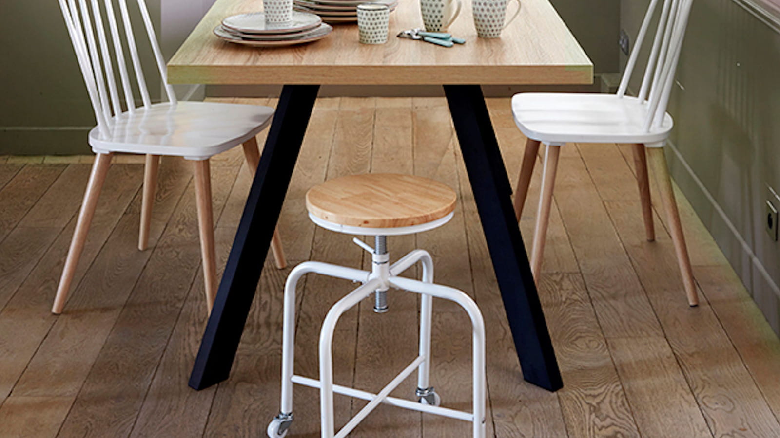 Tabouret But