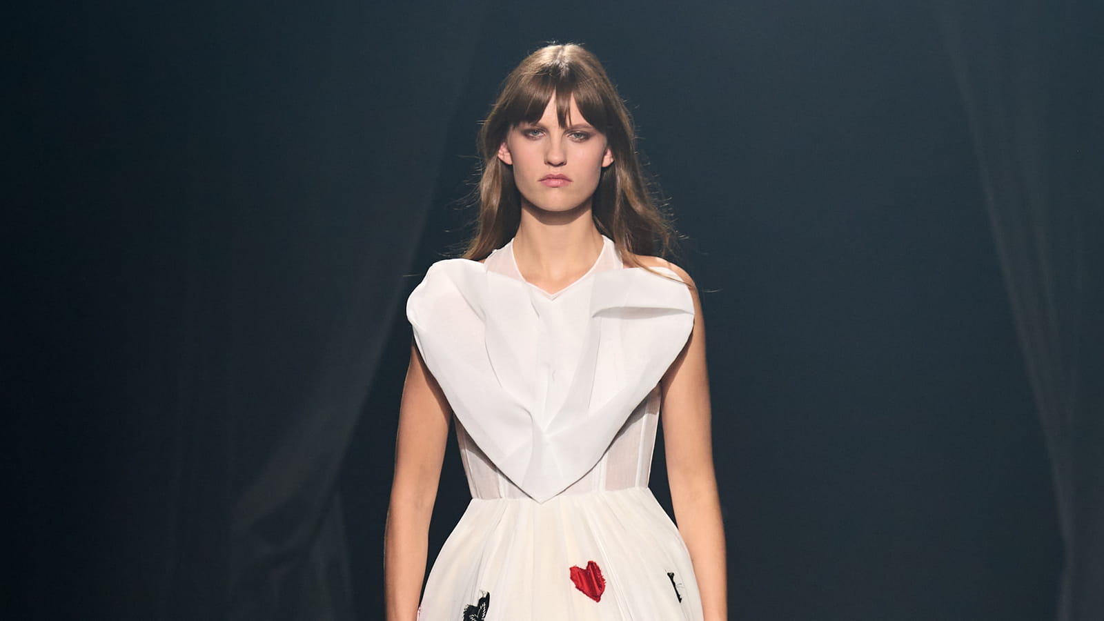 Look 10