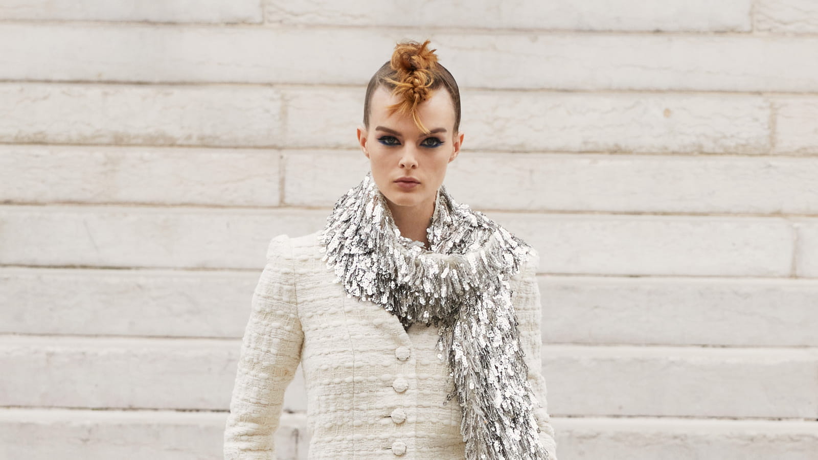 Look 25